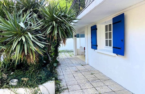 Saint-Palais-sur-Mer Apartment | La Coubre - APT 2/4 pers 65m2 terrace and secure parking lot