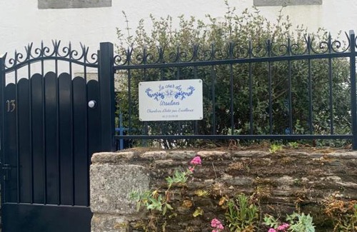 Josselin House | La cour des Ursulines