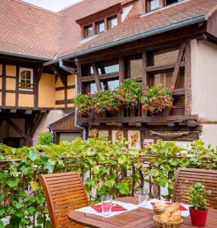Bergheim Hotel | La Cour du Bailli Suites & Spa