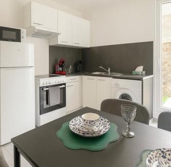 Sainte Marie - Saint Leon Apartment | La cour Havraise