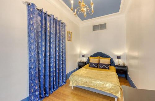 Notre-Dame Apartment | « La cour royale » appartement prestigieux à 50m du château de Versailles