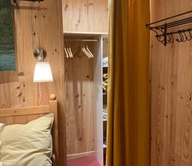 Dinan Apartment | La cour secrète