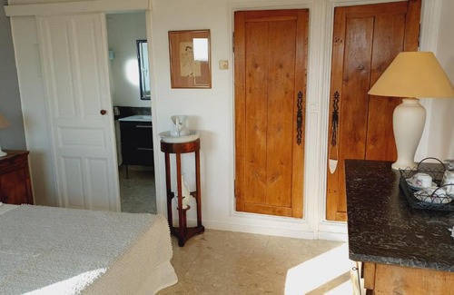 Groix Bed & Breakfast | La Criste Marine
