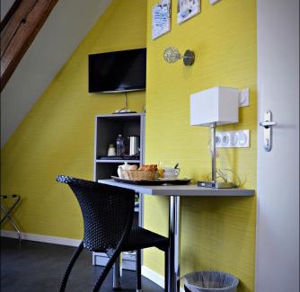 Bain-de-Bretagne Hotel | La Croix Verte - Le Relais des Moulins