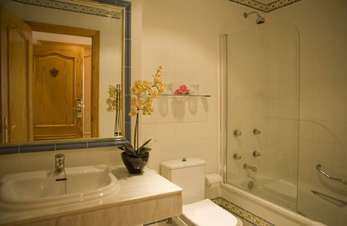 Jerez de la Frontera Hotel | La Cueva Park