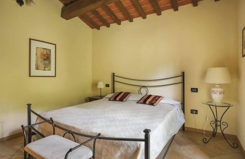 Pescia House | La Cupola: Girasole by Interhome