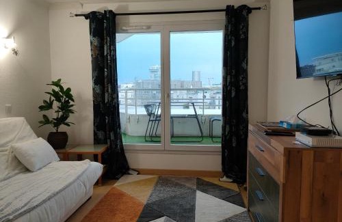 Faubourg de l'Arche Apartment | La Défense, Cozy Appartment 2 rooms