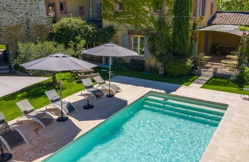 Colonzelle House | La Demeure de Cybèle | Gîte 10 pers. Drôme Provençale | Swimming pool & play area