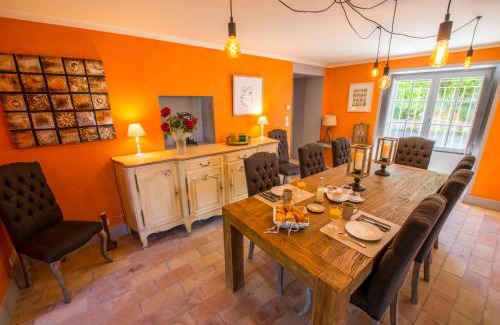 Colonzelle Bed & Breakfast | La Demeure de Cybele - chambres d'hôtes en Drôme Provençale