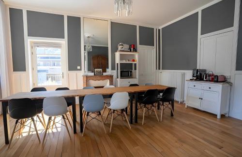 Mont-Dore House | La Demeure Du Tabellion