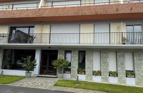 Benerville-sur-Mer Apartment | La digue 45 Rue des Lais de Mer