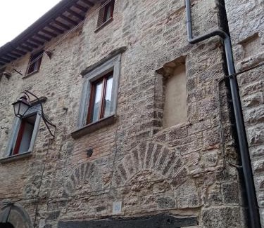 Gubbio Apartment | La Dimora di Pietra