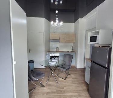Charavines Apartment | La discrète romantique, appartement avec jacuzzi