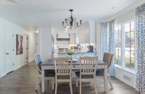 Lubbock House | La Dolce Vita 4BR 2BA Close to Tech