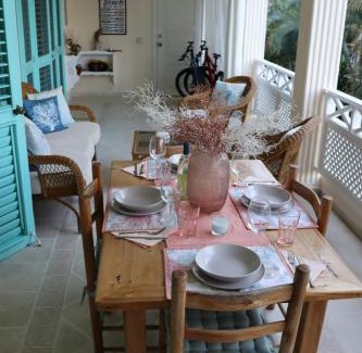 La Iglesia Apartment | La Dolce Vita Beachfront Apt 9