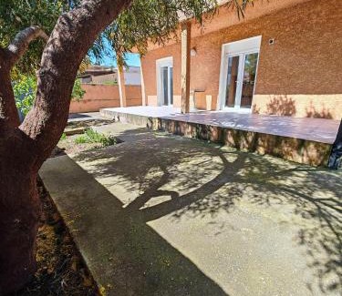 Marseillan Plage Apartment | La Dolce Vita