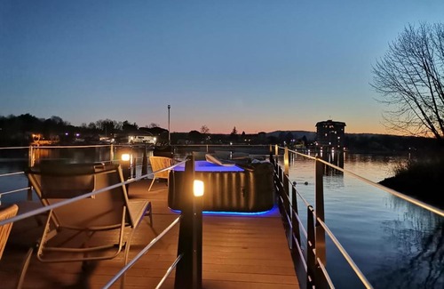 Sesto Calende Boat Rental | La Dolce Vita House Boat