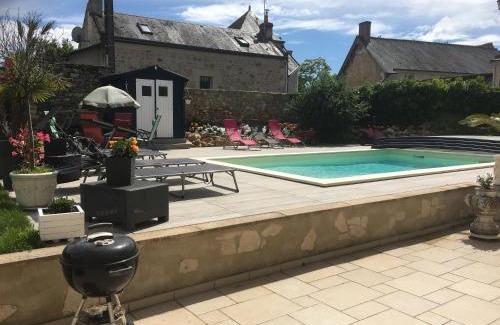 Chinon House | La Douce France Trianon