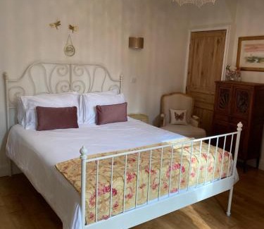 Saint-Andre-dAllas Bed & Breakfast | La Dovecote Sarlat