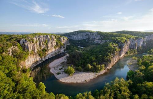 Berrias-et-Casteljau Bed & Breakfast | La Farigoule
