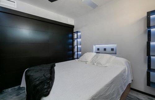 Marbella City Centre Apartment | La Farola - Luxury Domotic Flat in Puerto Deportivo