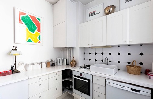 Saint-Vincent-de-Paul Apartment | La Fayette Light, by Veeve
