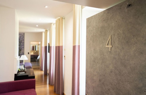 Rodez Hotel | La Ferme de Bourran