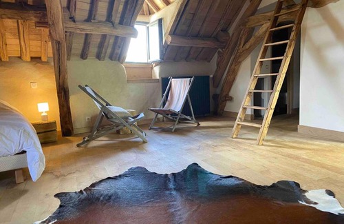 Chatenoy Bed & Breakfast | La Ferme de Châtenoy - Le Mouton Noir