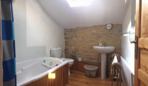 Vanzay House | La Ferme de l'Eglise