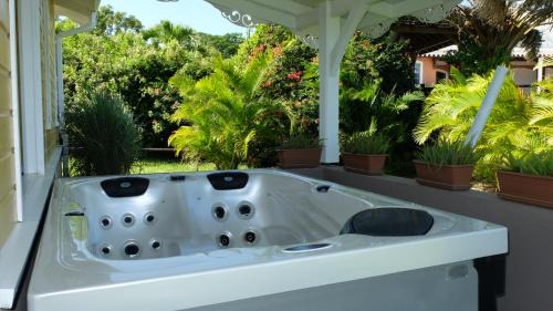 Riviere-Salee House | La Ferme des Etangs
