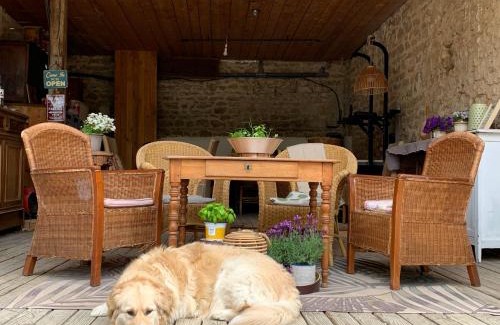 Limonest Apartment | La Ferme du Puy d'Or