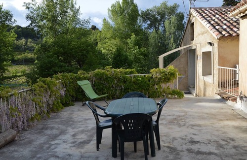 Malaucene Apartment | La Ferme du Sublon, Gîte Le Romarin, Farm sales