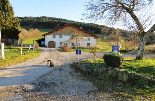 Pierrefontaine-les-Varans Bed & Breakfast | La ferme du bonheur