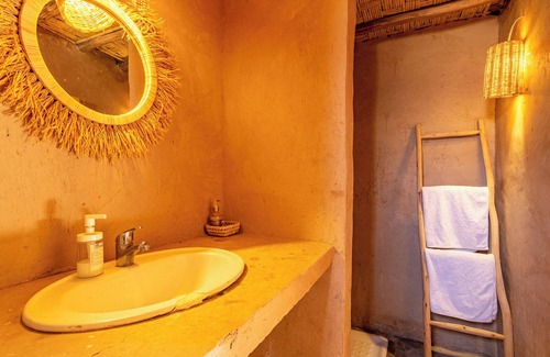 Nzala House | La Ferme Nomade