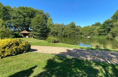 Savigny-Levescault House | La Fermette Aux Canards