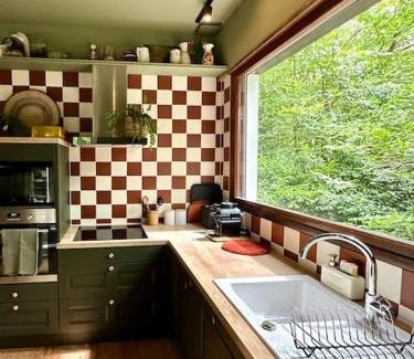 Ault House | LA FEUILLÉE, Charmante Maison au Bois de Cise