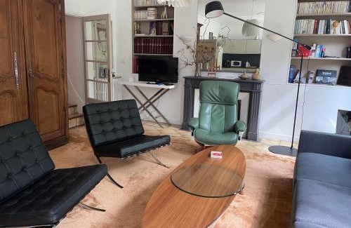 Tours House | La Feuilleraie