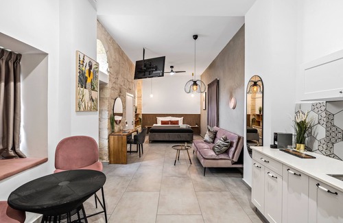 Beersheba Hotel | La Finca Boutique Suites - Old City