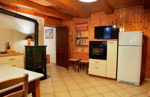 Campertogno Apartment | la finestra sul fiume