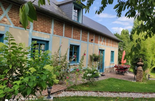 Lorleau Cottage | La Forlane, charming bed and breakfast in Lyons-la-Forêt