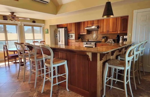 Ocracoke House | La Fortezza: Soundfront, large yard, covered porches, small dock.