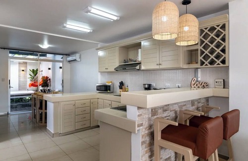 La Fortuna Villa | La Fortuna Duo Retreat with 6 Bedrooms, 5 Bathrooms and 2 Jacuzzis