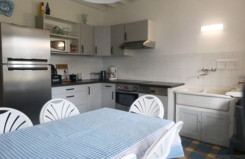 Lepin-le-Lac House | La Foulque Stone - Holiday cottage