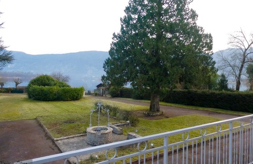 Lepin-le-Lac House | La Foulque Stone - Holiday cottage