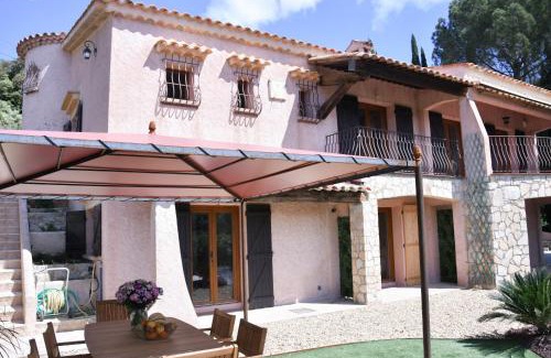 Taradeau Bed & Breakfast | La Fourmy Verte