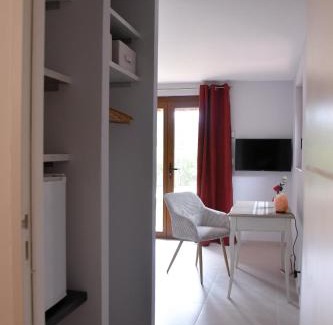 Taradeau Bed & Breakfast | La Fourmy Verte