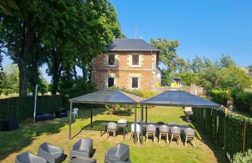Vernou-sur-Brenne House | La Fuye du Chateau de Jallanges pour 17 personnes