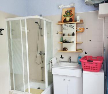 Gourdon Apartment | la gare st clair