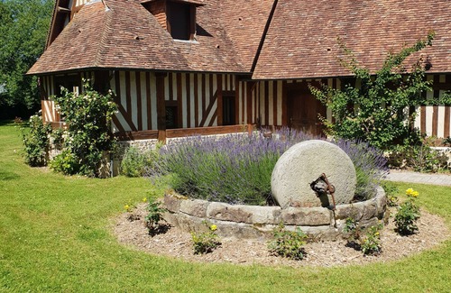 Honfleur House | La Girelle - Prestige beachfront villa with private beach access
