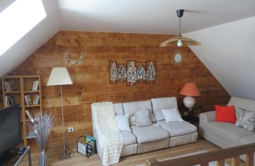 Le Bardon House | La Glycine